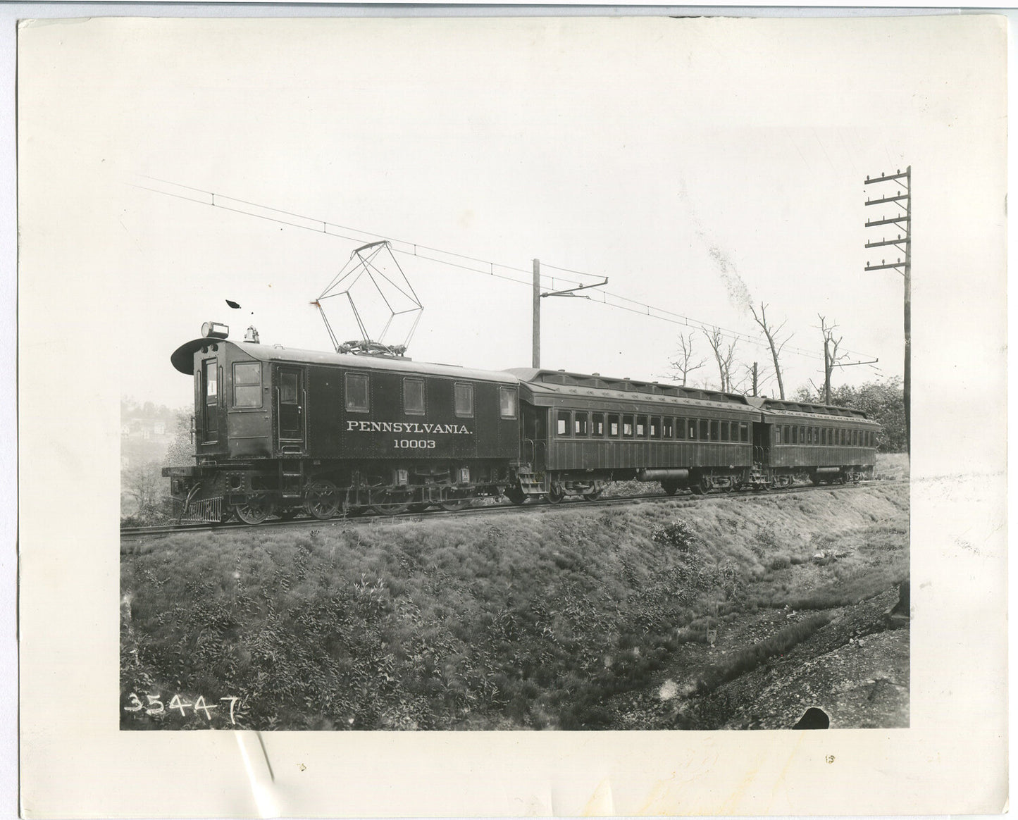 WESTINGHOUSE EARLY ELECTRIC LOCOMOTIVE. BLACK AND WHITE SILVER PRINT 8 X 10.