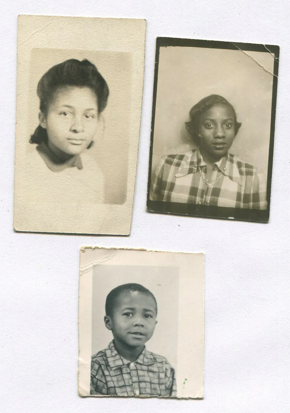 SCHOOL PHOTOS. BLACK CHILDREN. 3 SET. B&W 1.75X1.25.