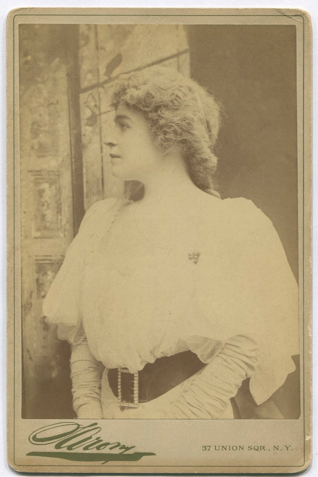 Vintage Cabinet Card Photo: N.Y. Stage Actress by Sarony, Theater Portrait