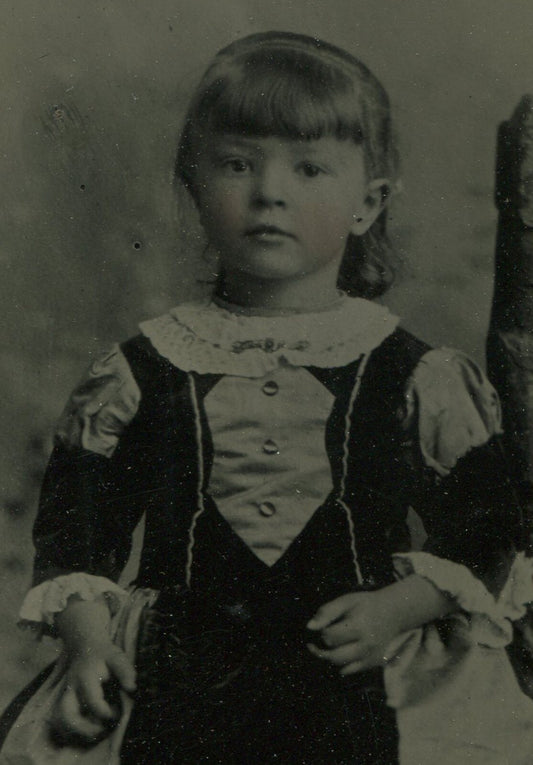 YOUNG GIRL, RUSTIC SETTING. 10X7 IN.TINTED FULL PLATE TINTYPE, PAPER MAT/10X8