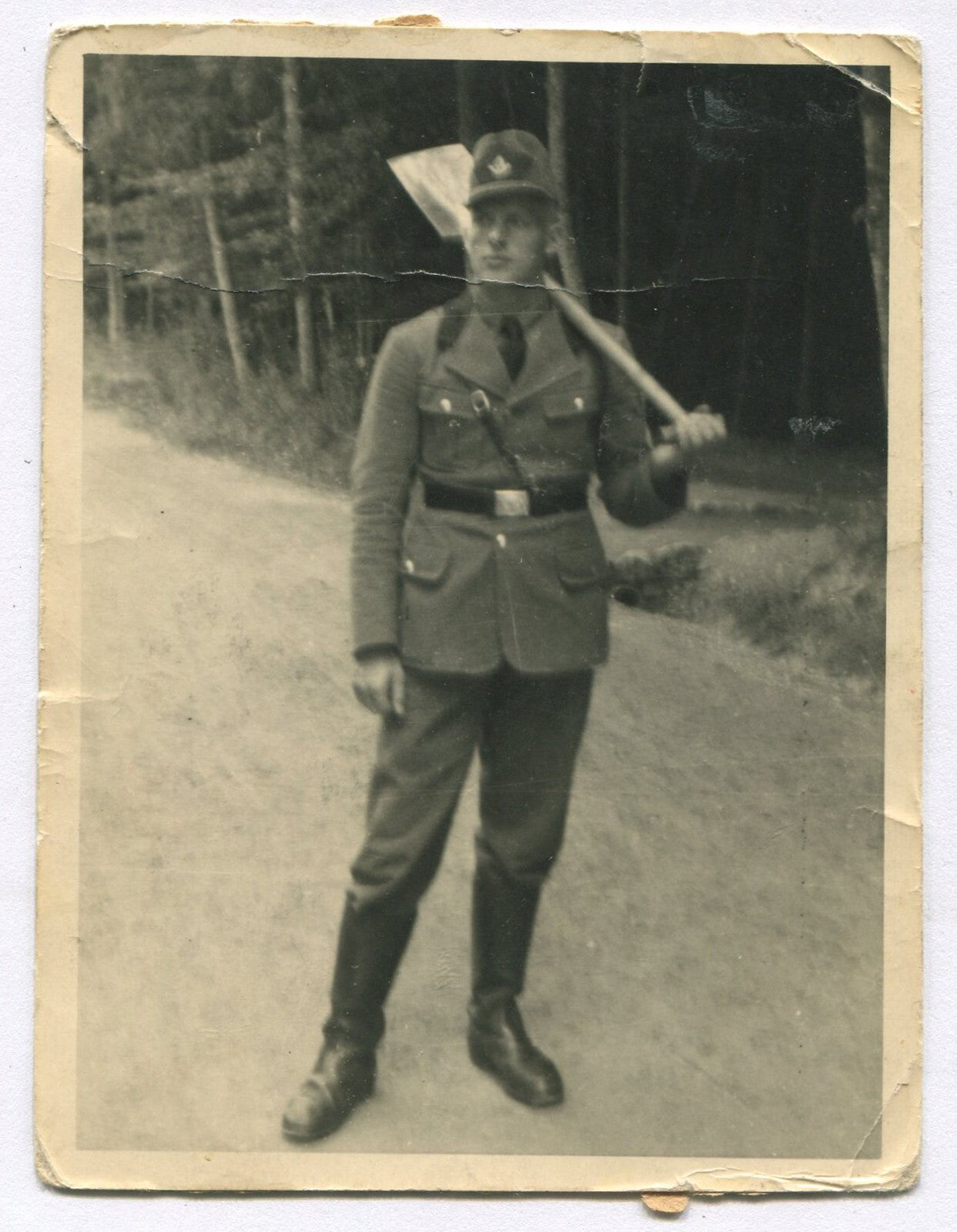 Vintage WWII German Soldier with Shovel Photo 4.25x3.25in B&W Original Photo