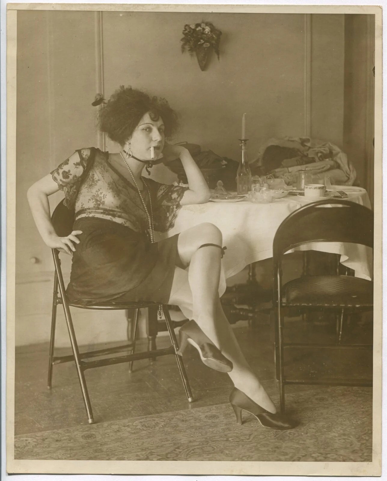 WOMAN W/CIGARETTE, SULTRY POSE. 8X10 SILVER PRINT. 1920-40.