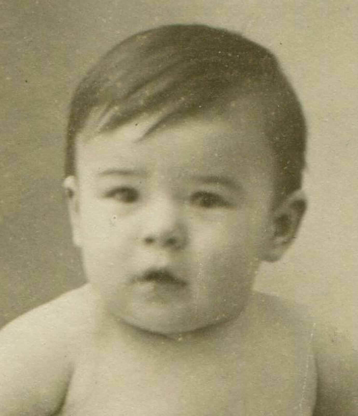 CUTE BABY ON FUR RUG. CDV.