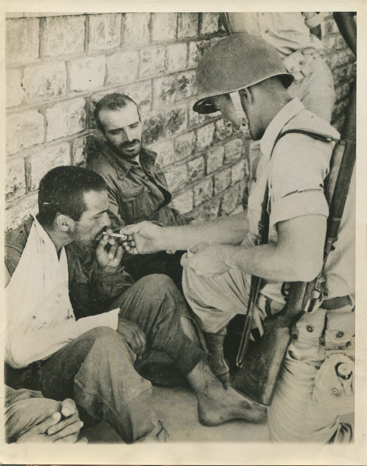 Vintage WWII North Africa Photo: U.S. Soldier with Italian POWs 8x10 Reprint