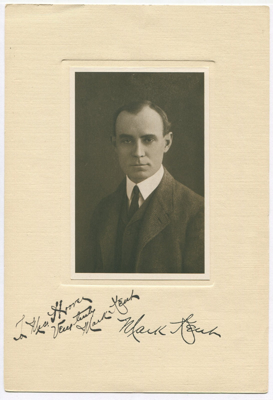 MARK KEUK, ACTOR, SIGNED PHOTO TO MRS HOOVER TALENT AGENT. 5.75X3.75 PHOTO.