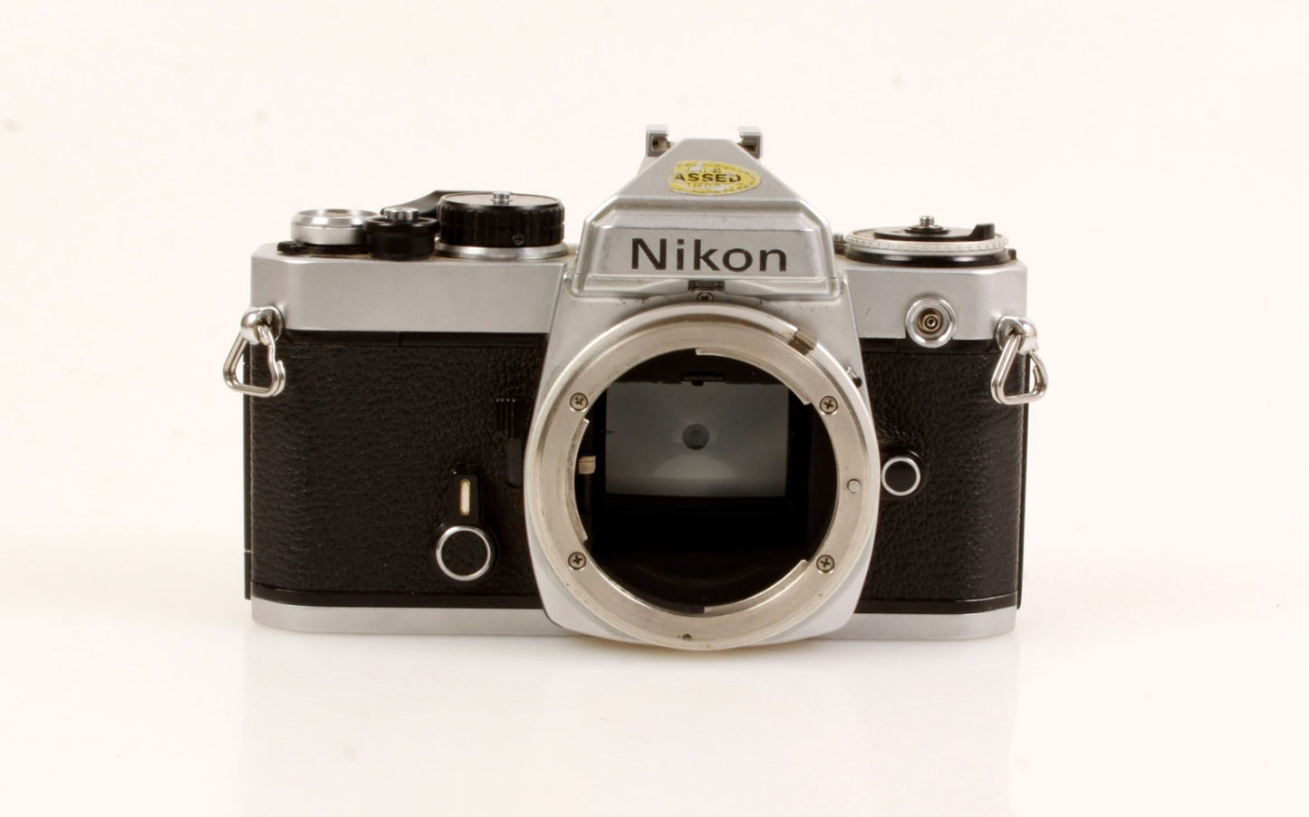 Nikon FE Chrome 35mm Film Camera Body FOR PARTS