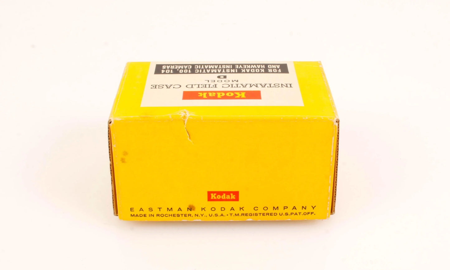 Kodak Instamatic 104 with Case and 127 Film TESTED & WORKS