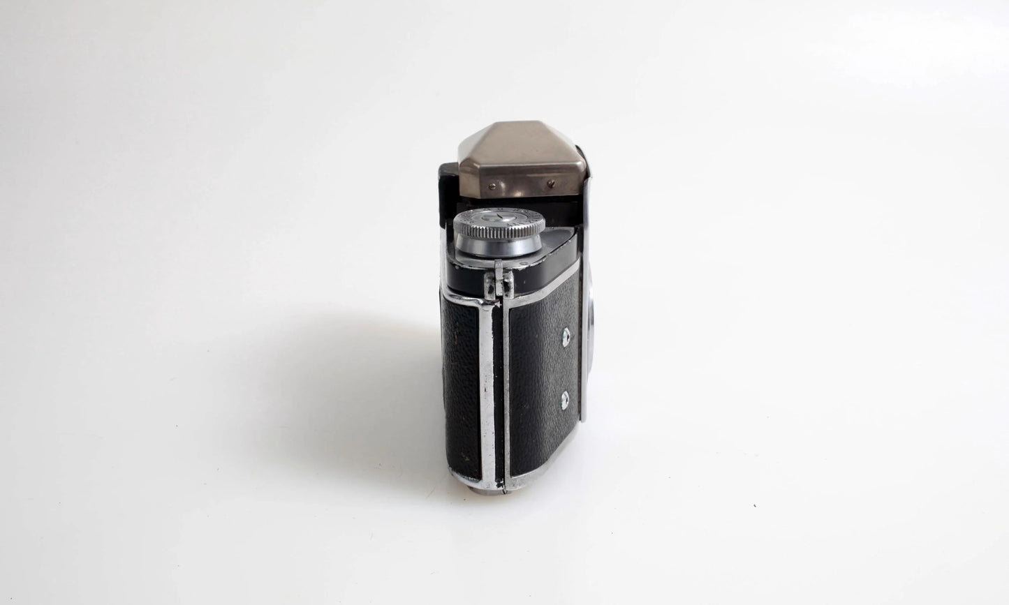 Rare Exakta V 35mm German SLR Film Camera Body SN