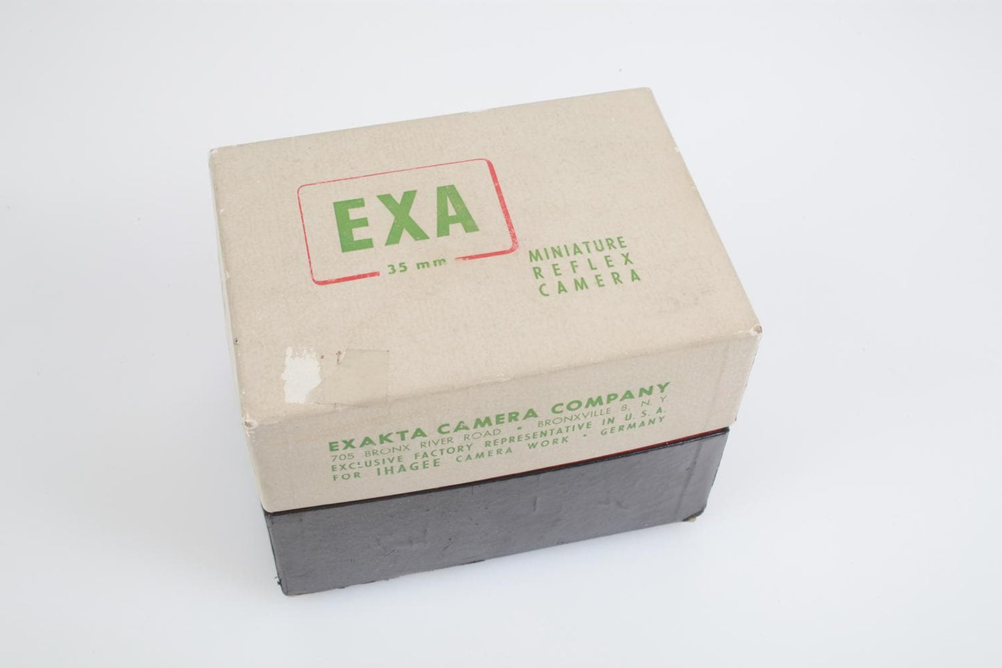 1952 EXAKTA 35mm Miniature Reflex Camera