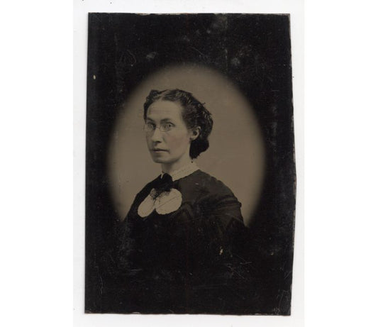 PRETTY LADY TINTED VIGNETTE UNUSUAL TINTYPE