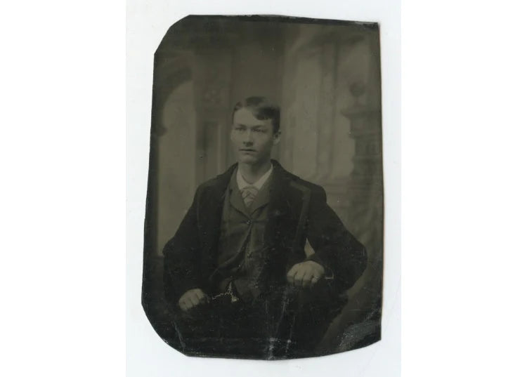 TINTYPE STUDIO PORTRAIT OF WELL DRESSED YOUNG MAN W/ COAT