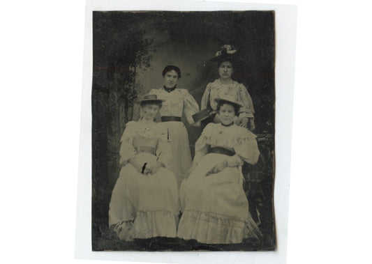 4 WELL-DRESSED LADIES, HATS + PRETTY DRESSES, TINTYPE STUDIO PORTRAIT 6TH PLATE