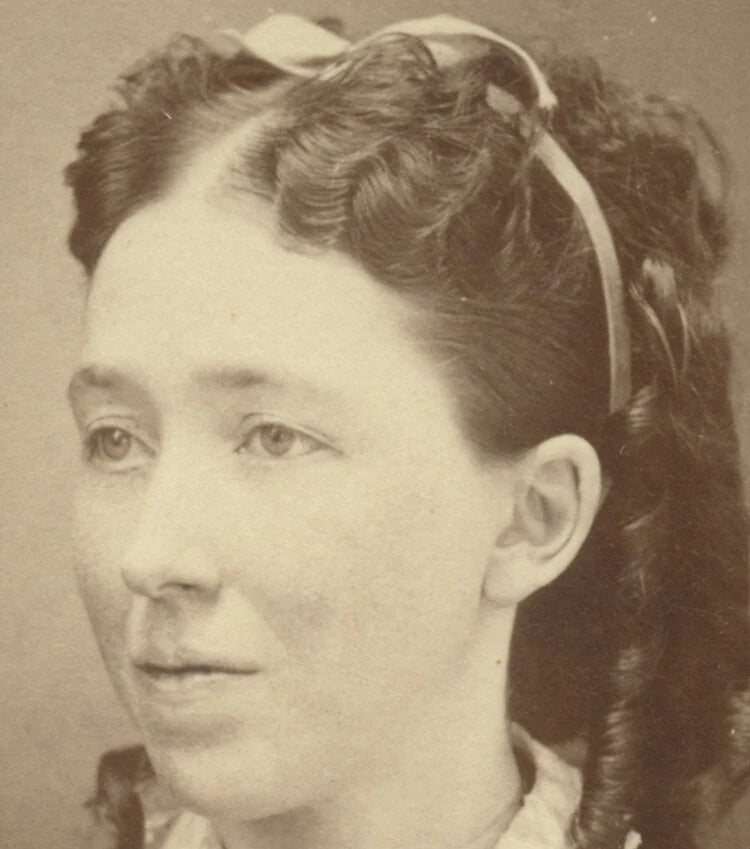 CDV STUDIO PORTRAIT LADY W/ CURLS ROM WEST RANDOLPH, VT, BY SPARHAWK