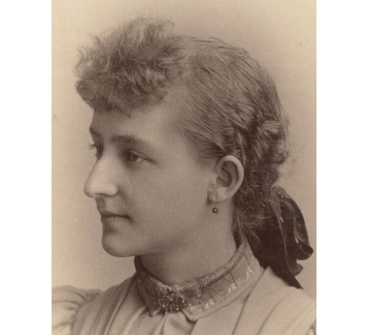 ITHACA, NY, PHOTO BY HOWES, LADY W/ PRETTY DRESS, ARTWORK BACK