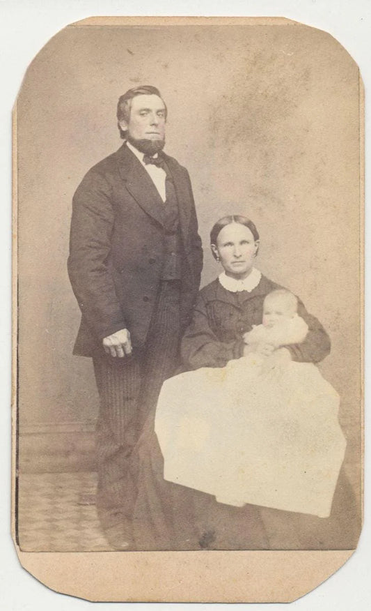 Vintage 1800s CDV Photograph, Mother, Father & Child, Pennsylvania