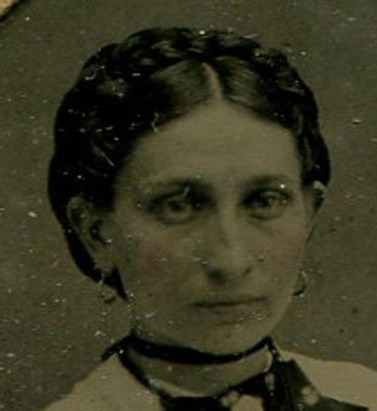 SOMBER LOOKING WOMAN, CHOKER NECKLACE, BOW TIE. TINTED TINTYPE, COSHOCTON, OHIO.