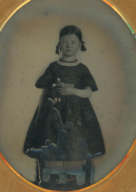 AMBROTYPE LITTLE GIRL HOLDING DOLL