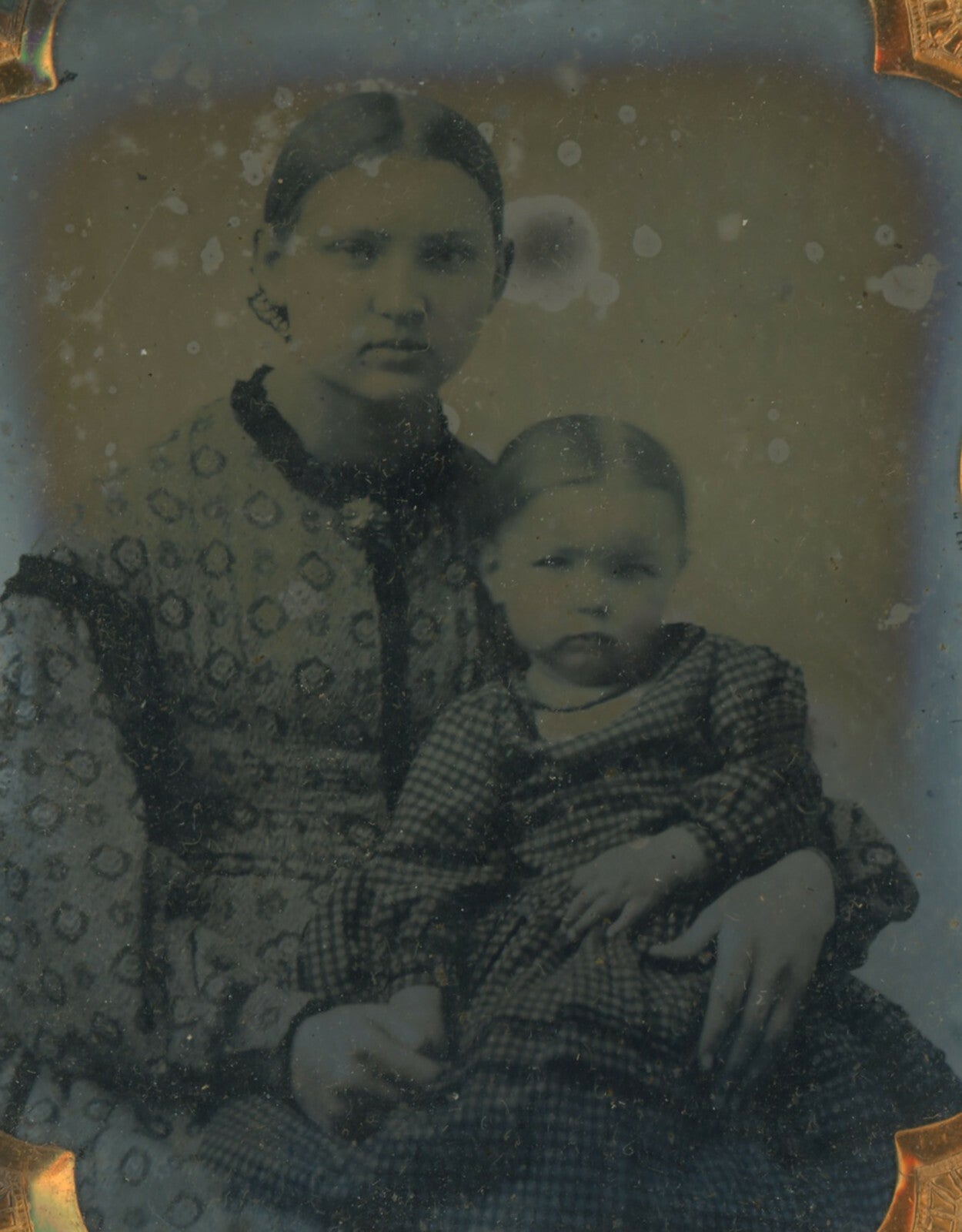 YOUNG MOTHER + CHILD AMBROTYPE
