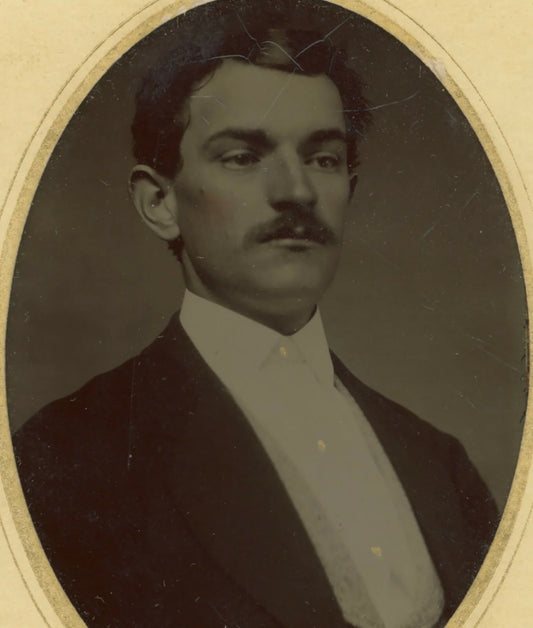 MAN W/ MUSTACHE & GREAT SUIT FROM YORK, PA, 1/6 PLATE TINTYPE