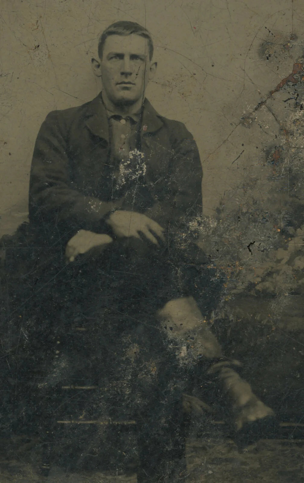 WESTERN 1/6 PLATE TINTYPE, MAN W/ BOOTS?