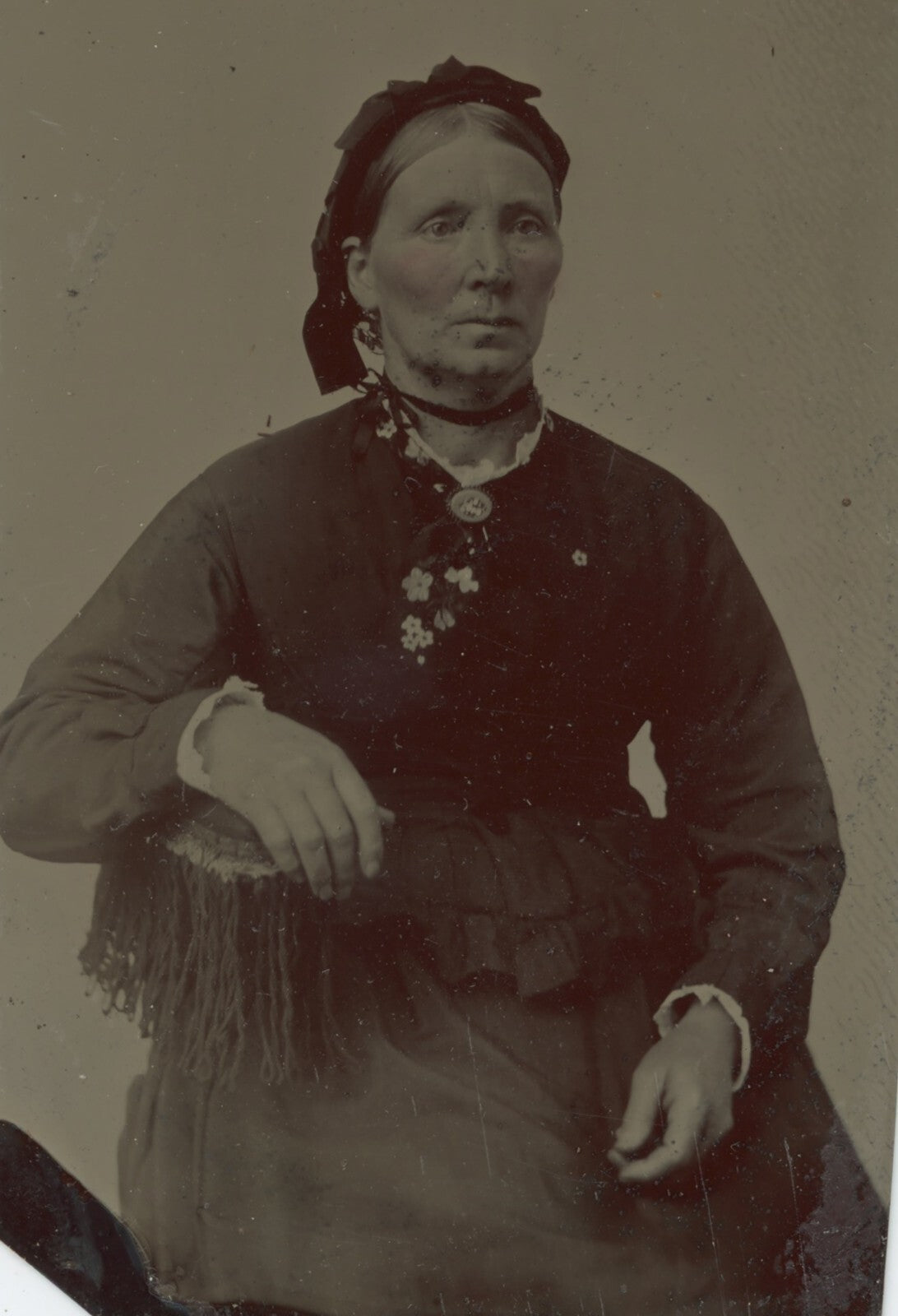 LADY W/ TINTED CHEEKS 1/9 PLATE TINTYPE