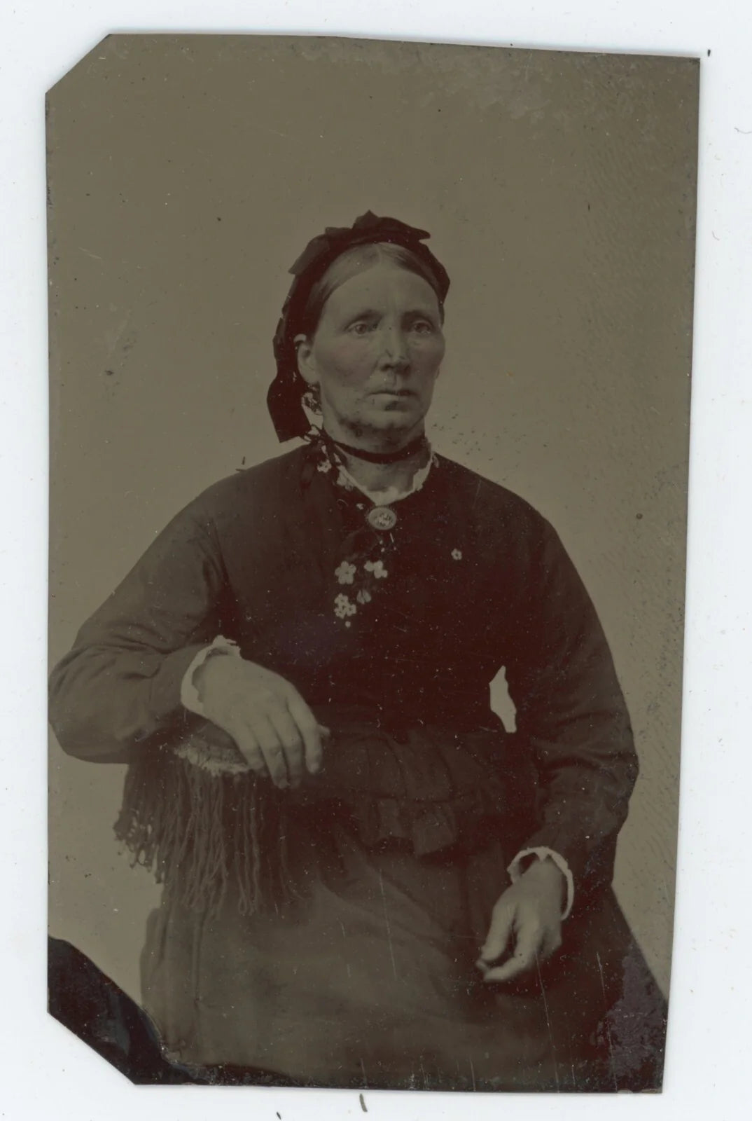 LADY W/ TINTED CHEEKS 1/9 PLATE TINTYPE