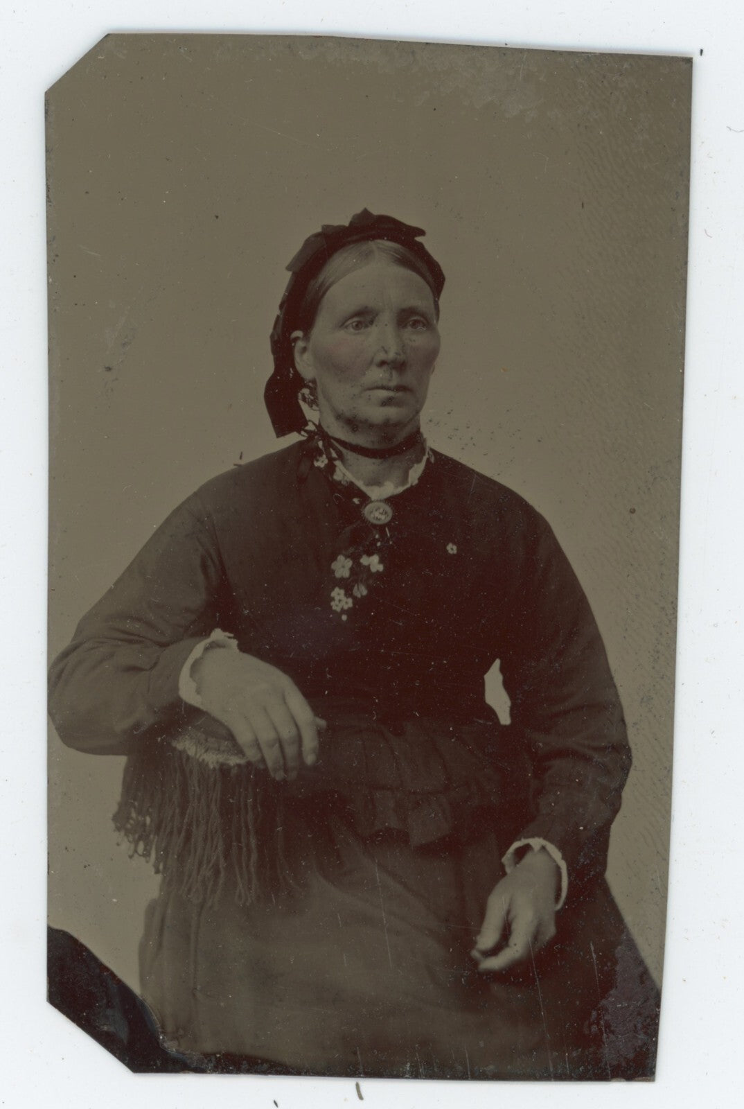 LADY W/ TINTED CHEEKS 1/9 PLATE TINTYPE
