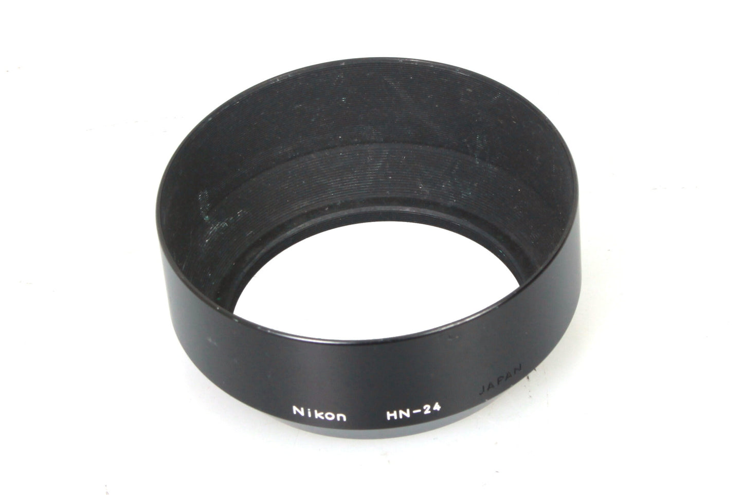 Nikon HN-24 100-300MM F/5.6 Lens Hood