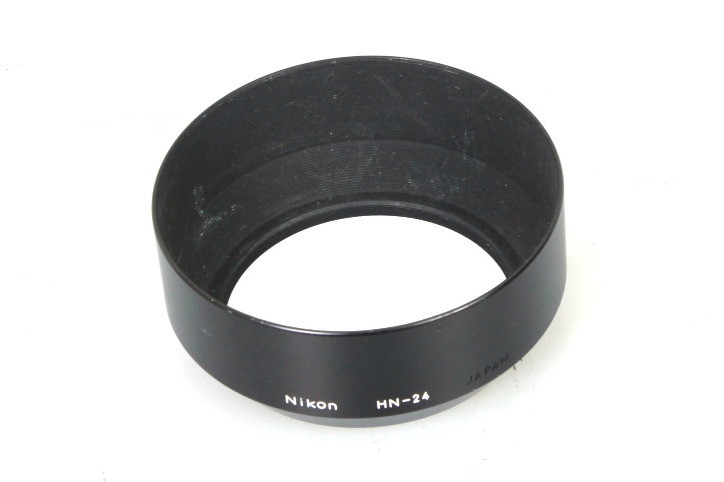Nikon HN-24 100-300MM F/5.6 Lens Hood