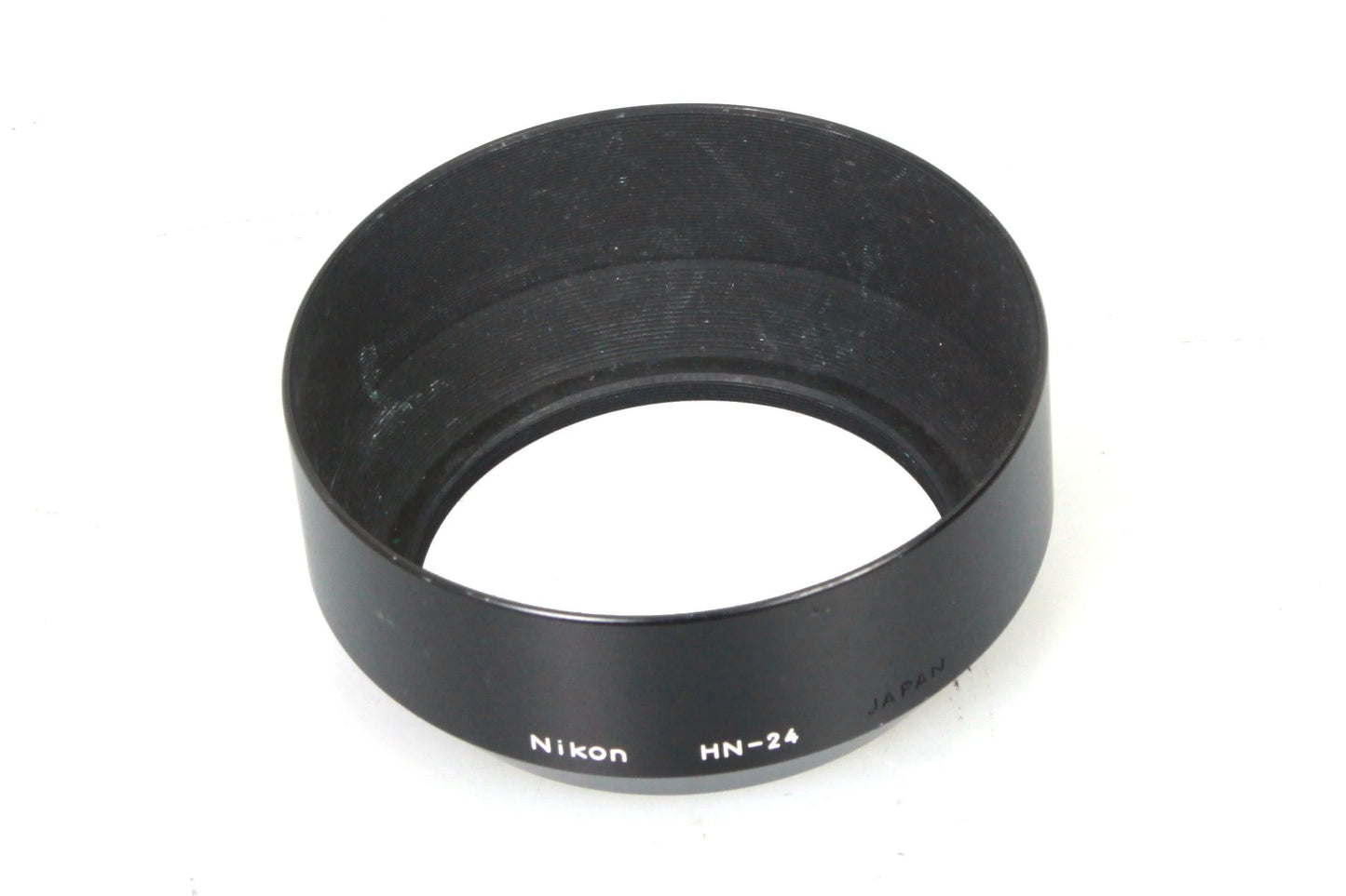 Nikon HN-24 100-300MM F/5.6 Lens Hood