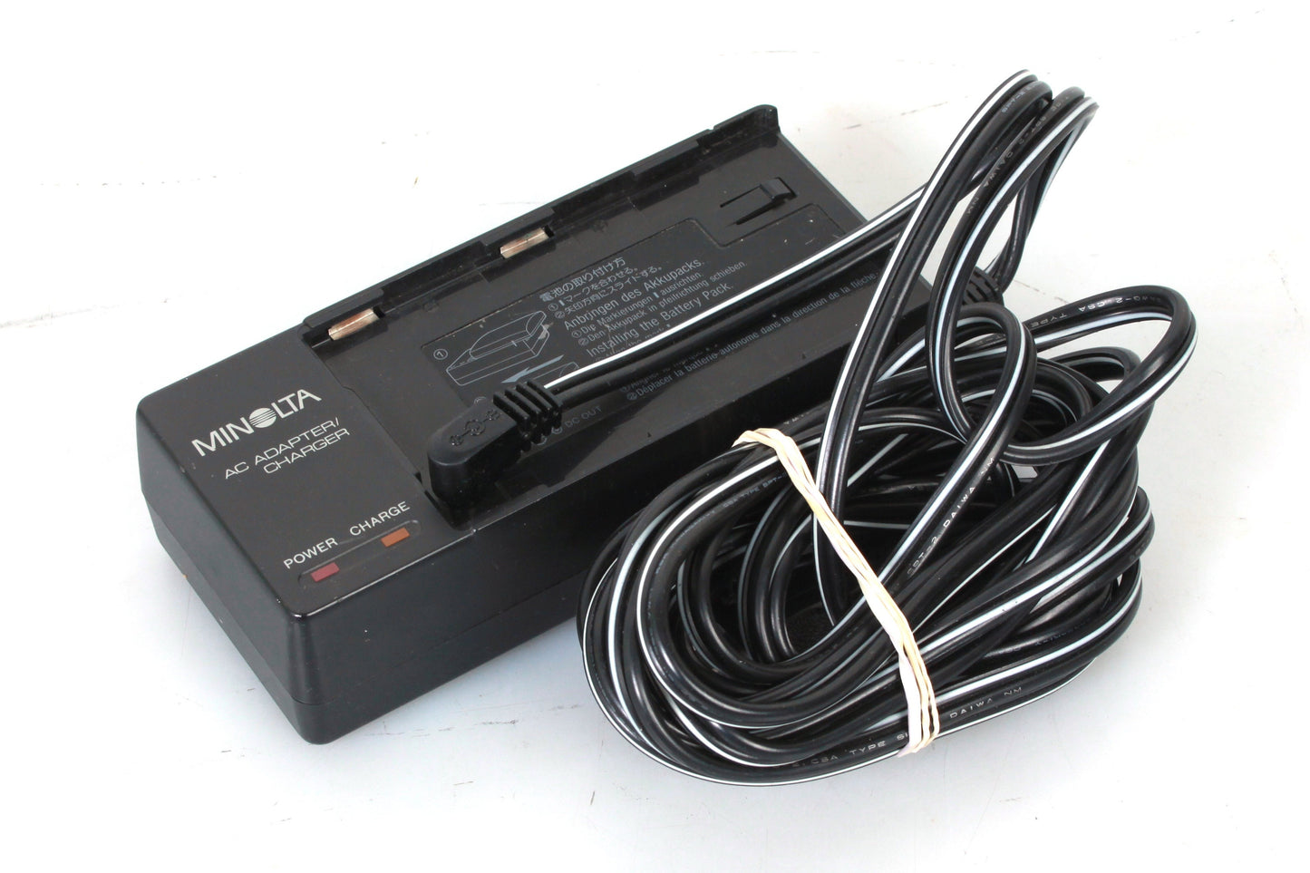 Minolta VAC-500U AC Adapter Battery Charger OEM