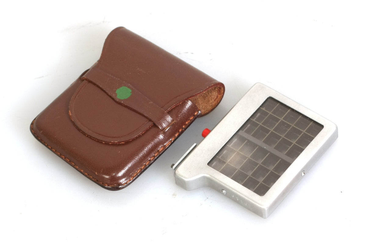 Leica Meter w/ Case