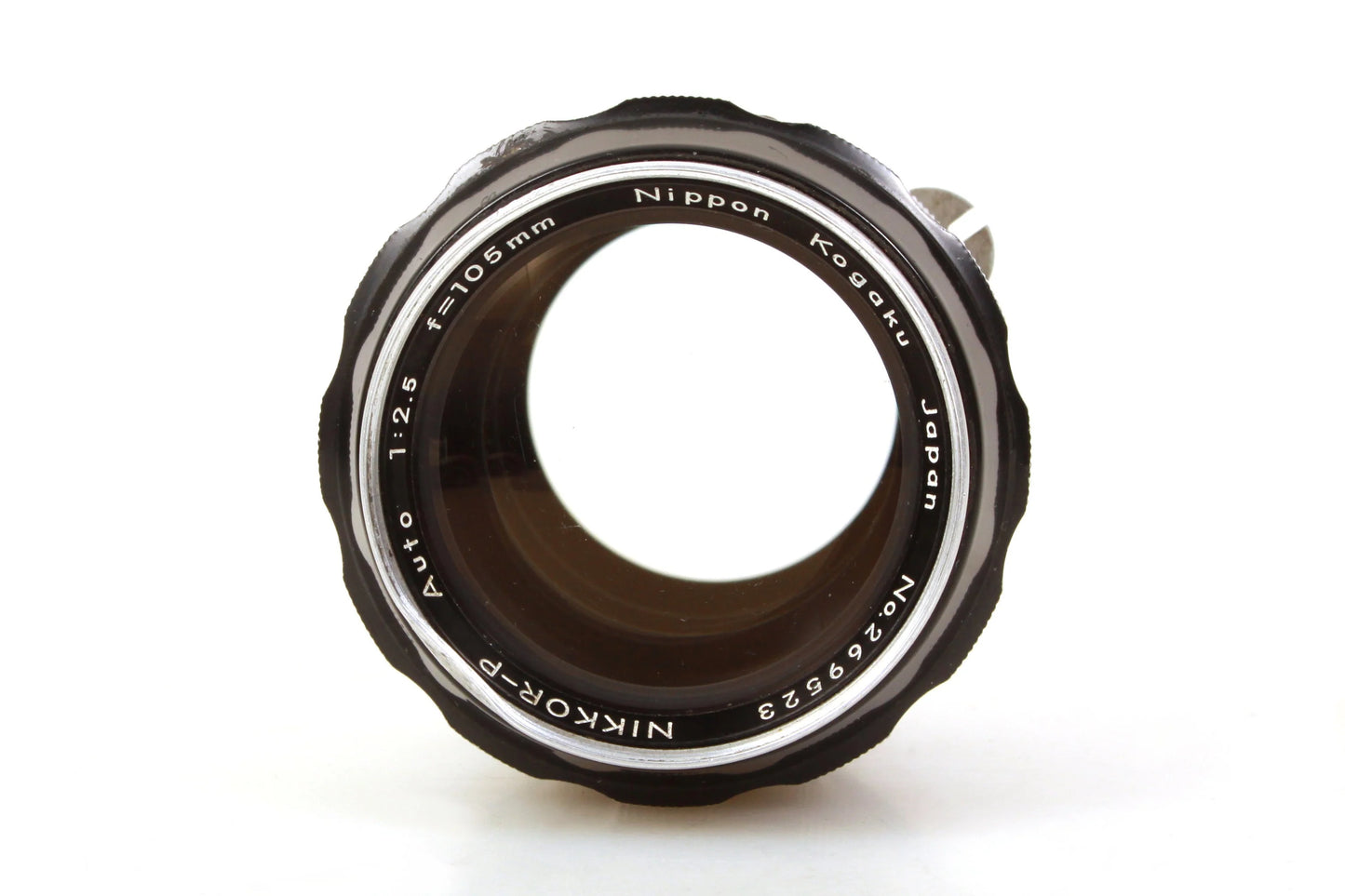 Nikon 105mm f2.5 Nippon Kogaku Auto Nikkor P Telephoto Lens w/ Front & Rear Caps