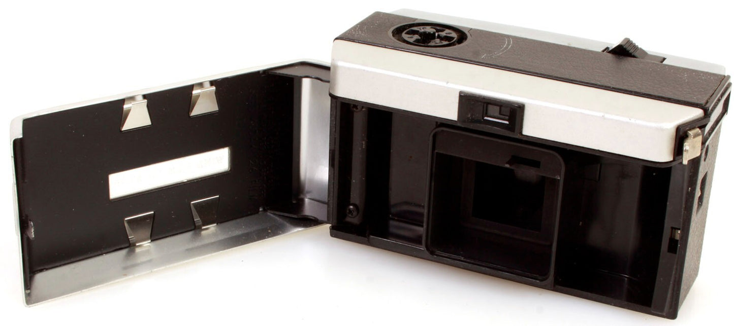 Kodak 126 Film Camera w/ 126 Film & Manual