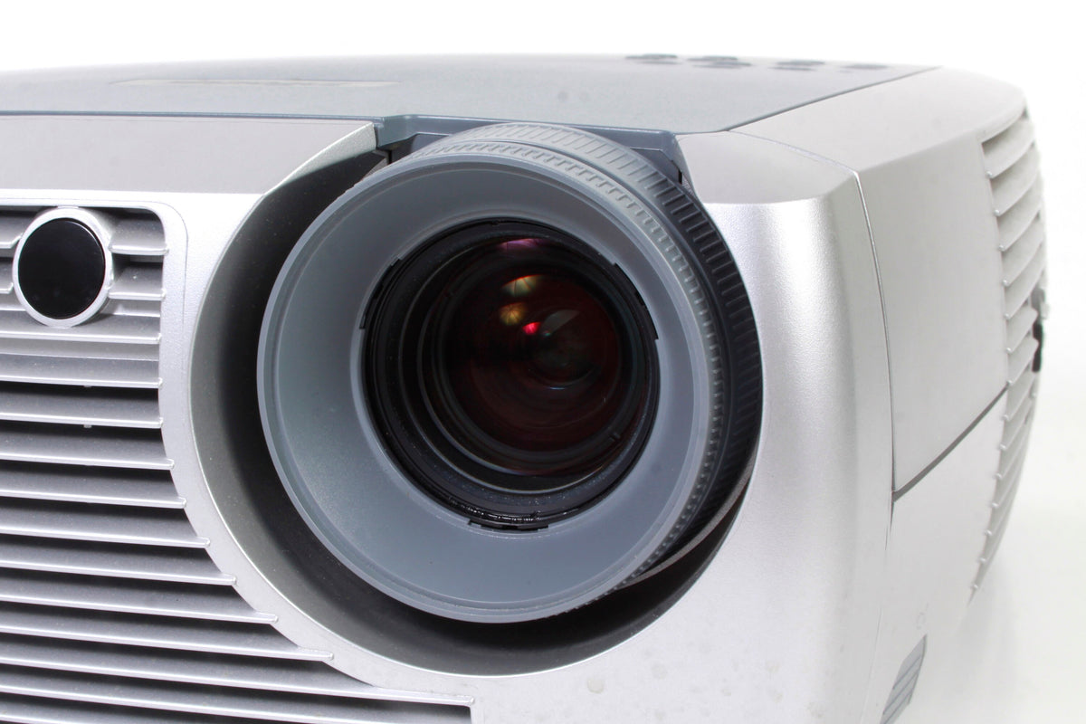 Infocus DLP Model X1 In Home Office Video Projector w/ Case