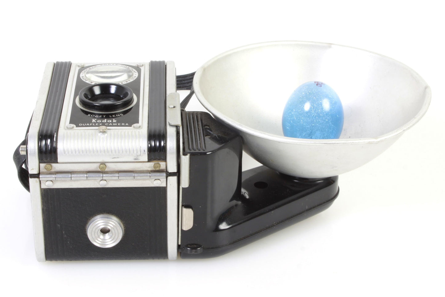 Twin Lens Camera w/ Manual, Flash & 620 Film Set
