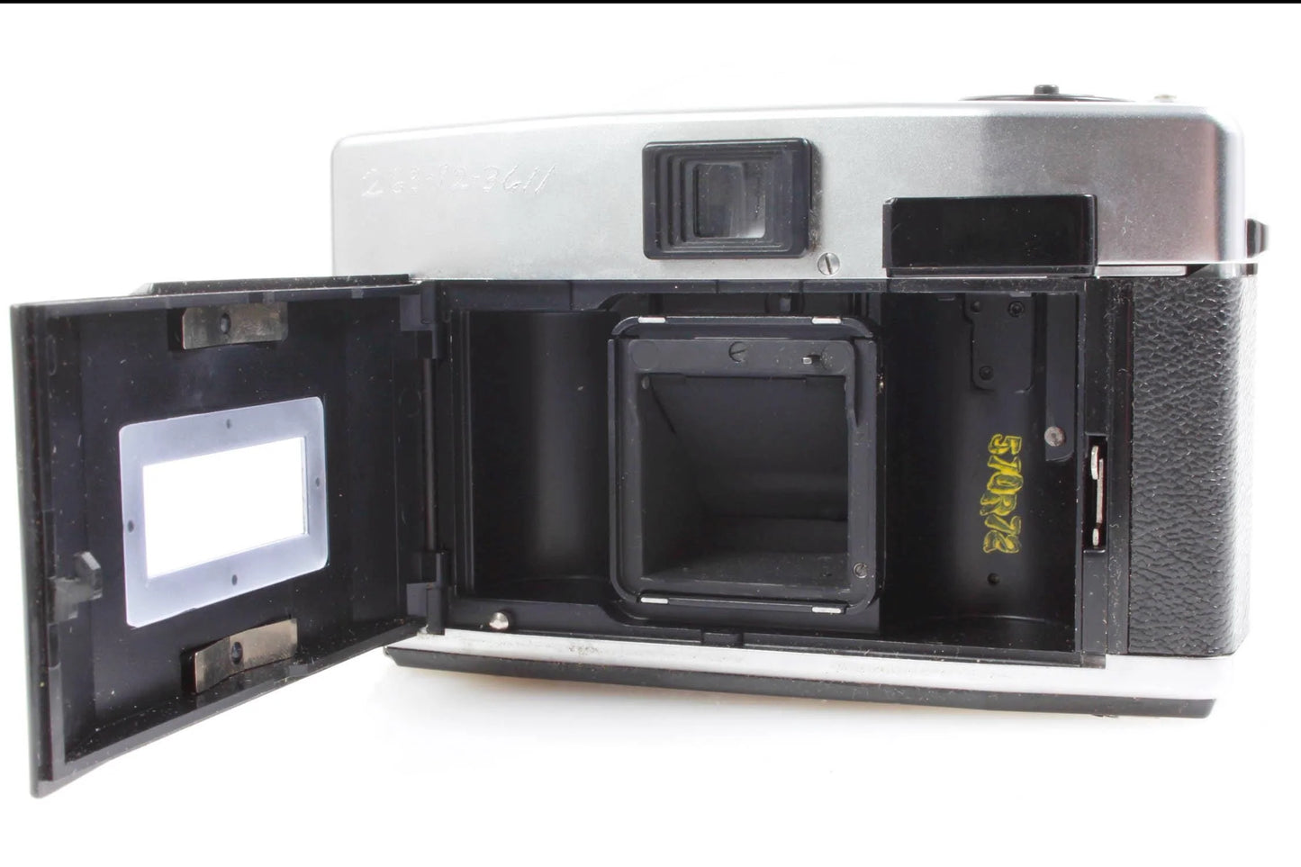 Kodak Instamatic Reflex Type 062 SLR with Case, Shutter Works