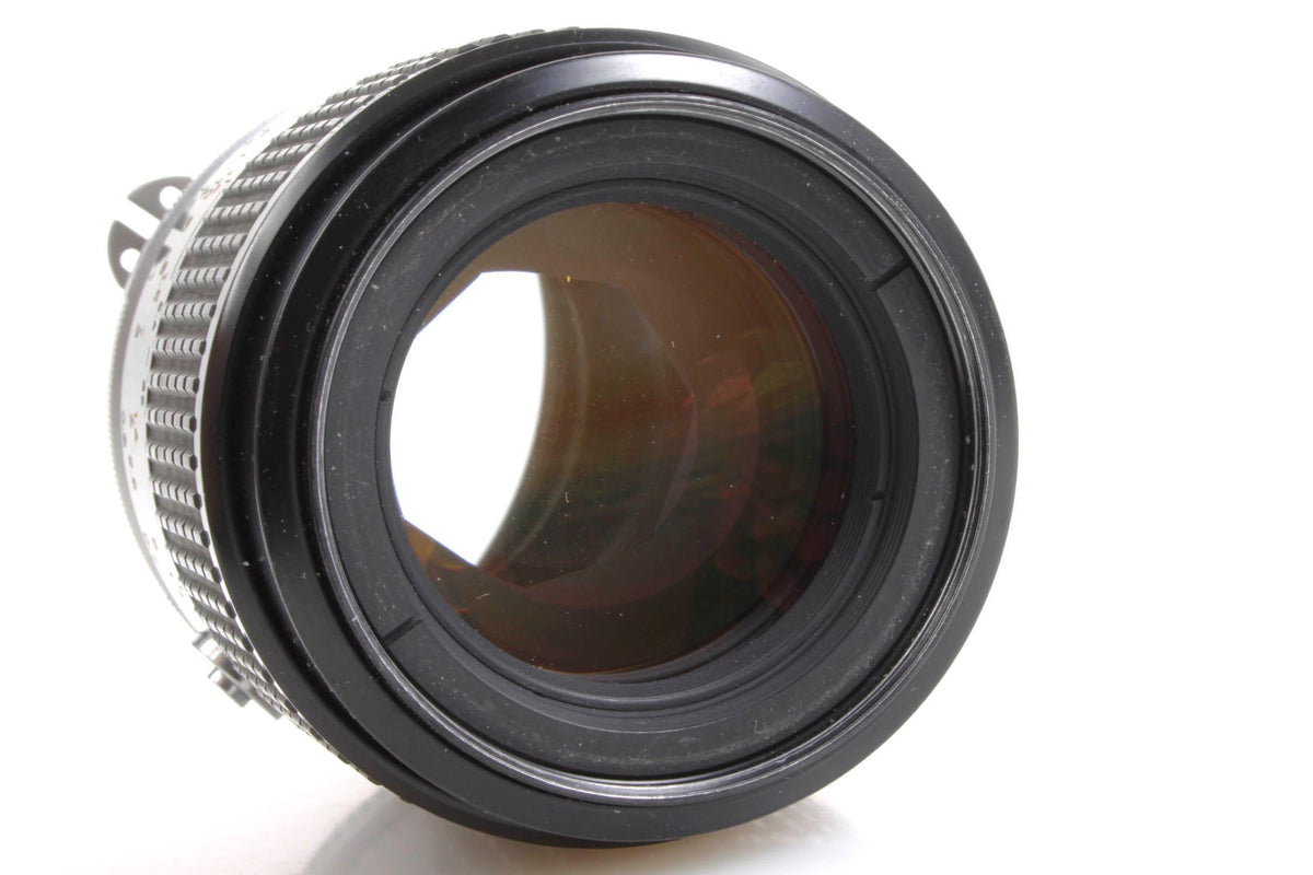 Nikon Nikkor 105mm f/2.8 Lens with M2 Extender and Manual