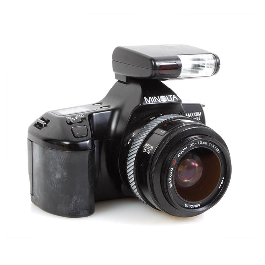 Minolta Maxxum 300i 35mm Film Camera with 35-70mm Lens & D 340i Flash Attachment