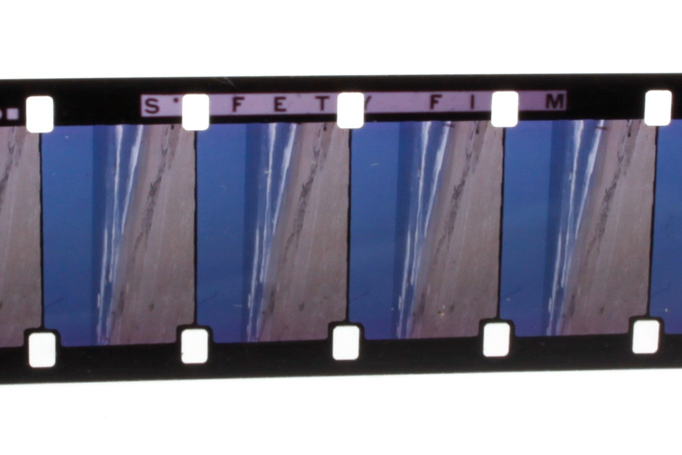 16mm Movie Film Found Footage Kitty Hawk 500ft