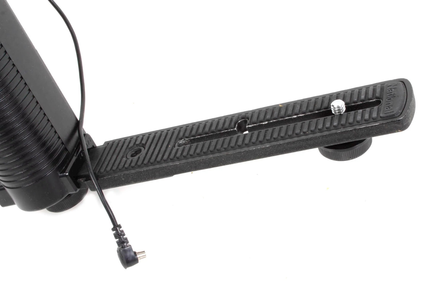 National PE-300SGW Flash w/ Bracket