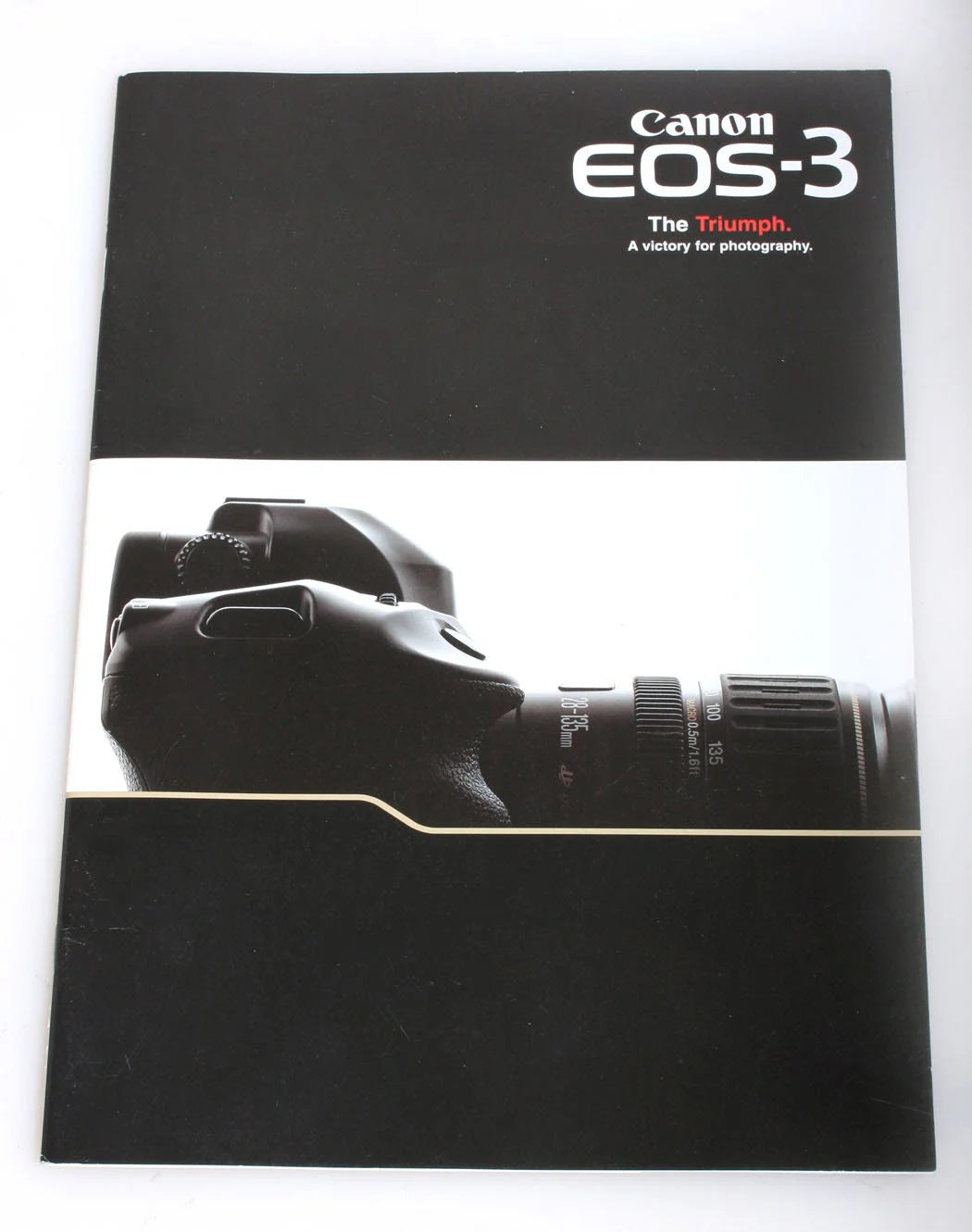 Canon EOS-3 Brochure