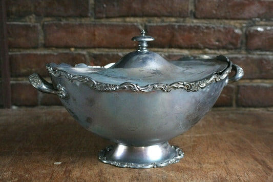 2 1/2 Qt Antique Serving Dish