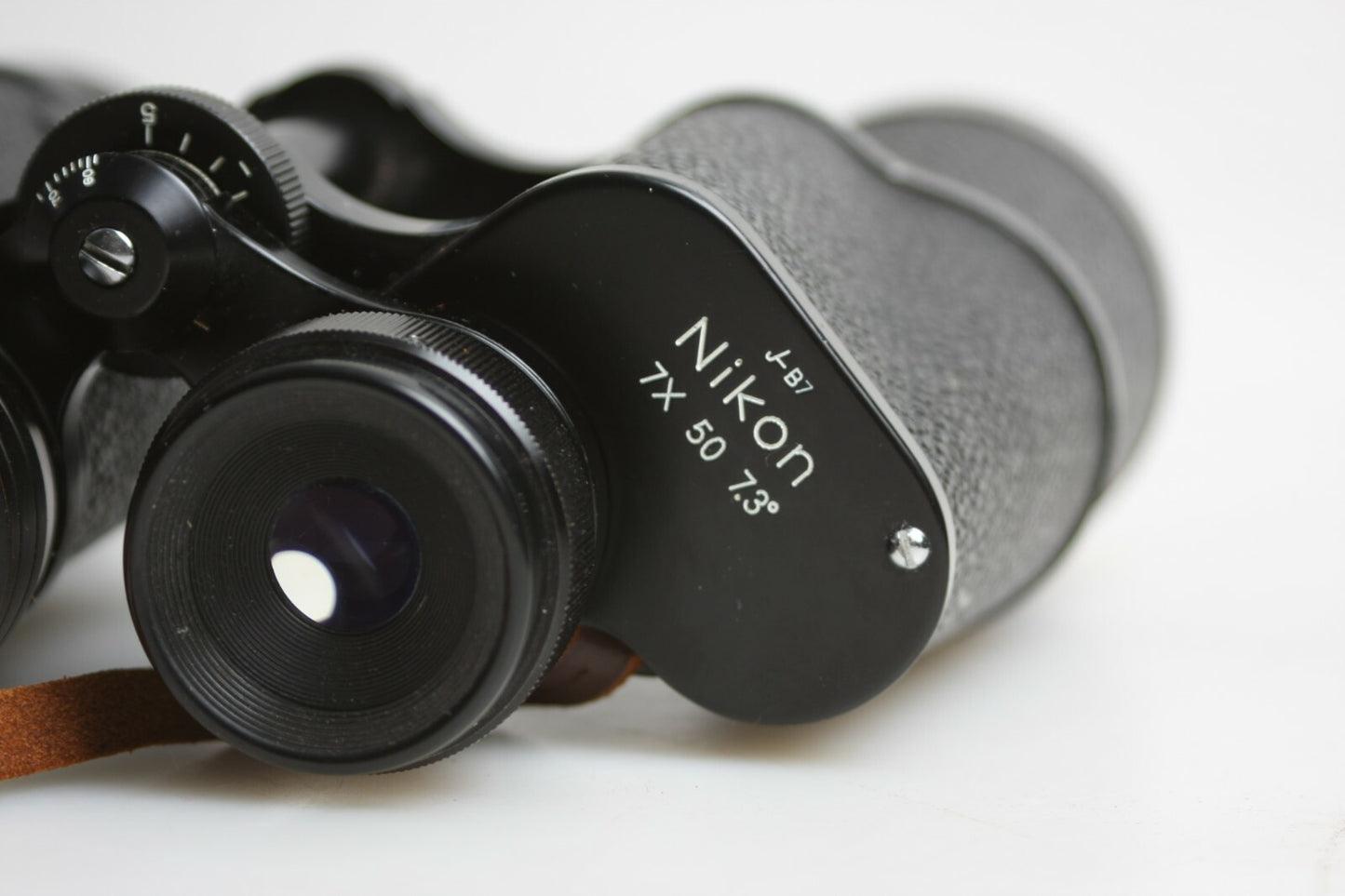 Nippon Kogaku Tokyo J-B7 7X50 Binoculars with Leather Case