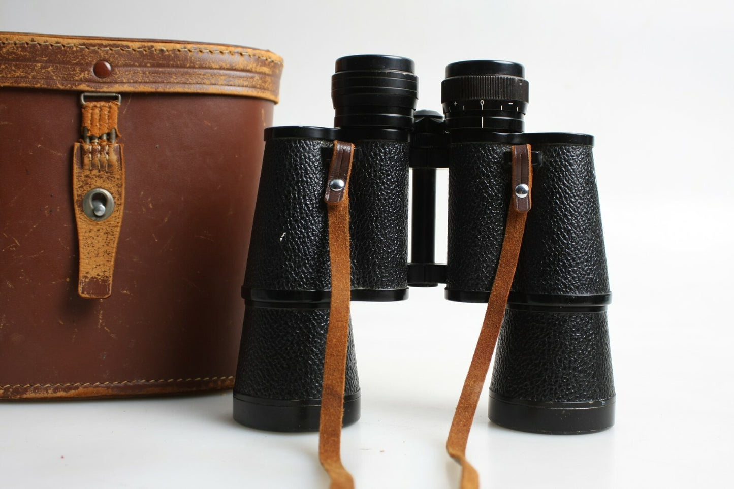 Nippon Kogaku Tokyo J-B7 7X50 Binoculars with Leather Case