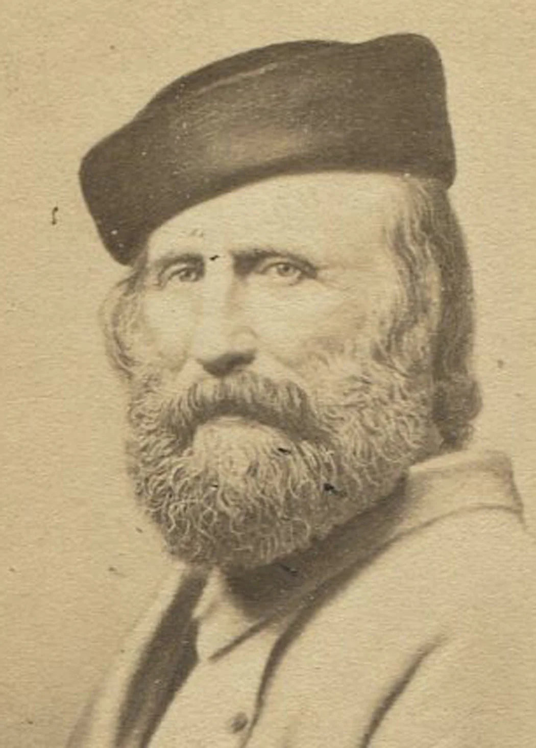 GIUSEPPE GARIBALDI SIGNED CDV. ITALIAN POLITICIAN AND GENERAL. MILAN. VERY RARE