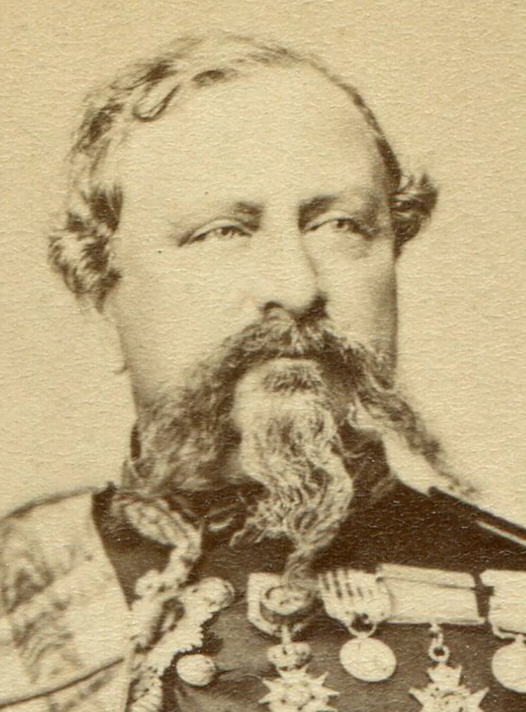 FRENCH MILITARY OFFICER, STANDING POSE, LONG MUSTACHE AND BEARD. CDV.