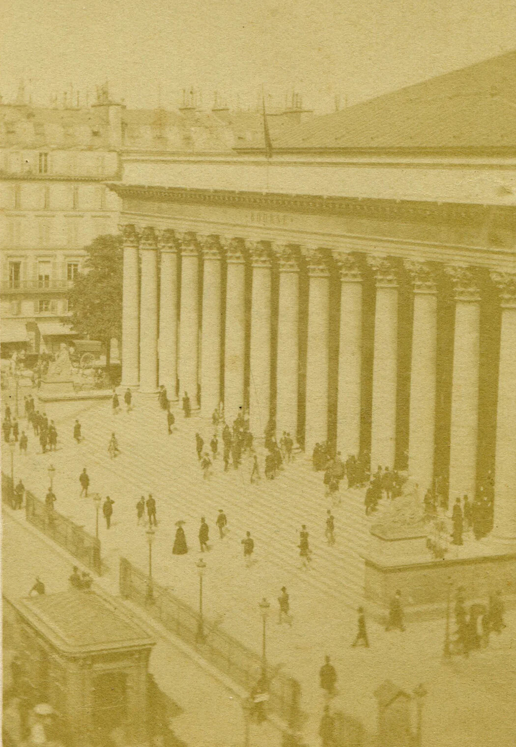 ARCHITECTURAL, LA BOURSE. PARIS, FRANCE. CDV.