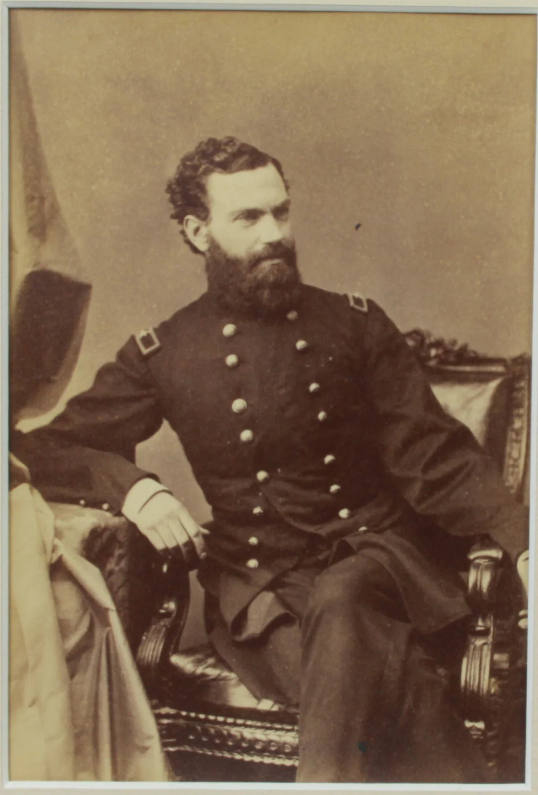 CIVIL WAR GENERAL LOUIS H. PELOUZE, USA. CABINET CARD IN 8X10 FRAME.