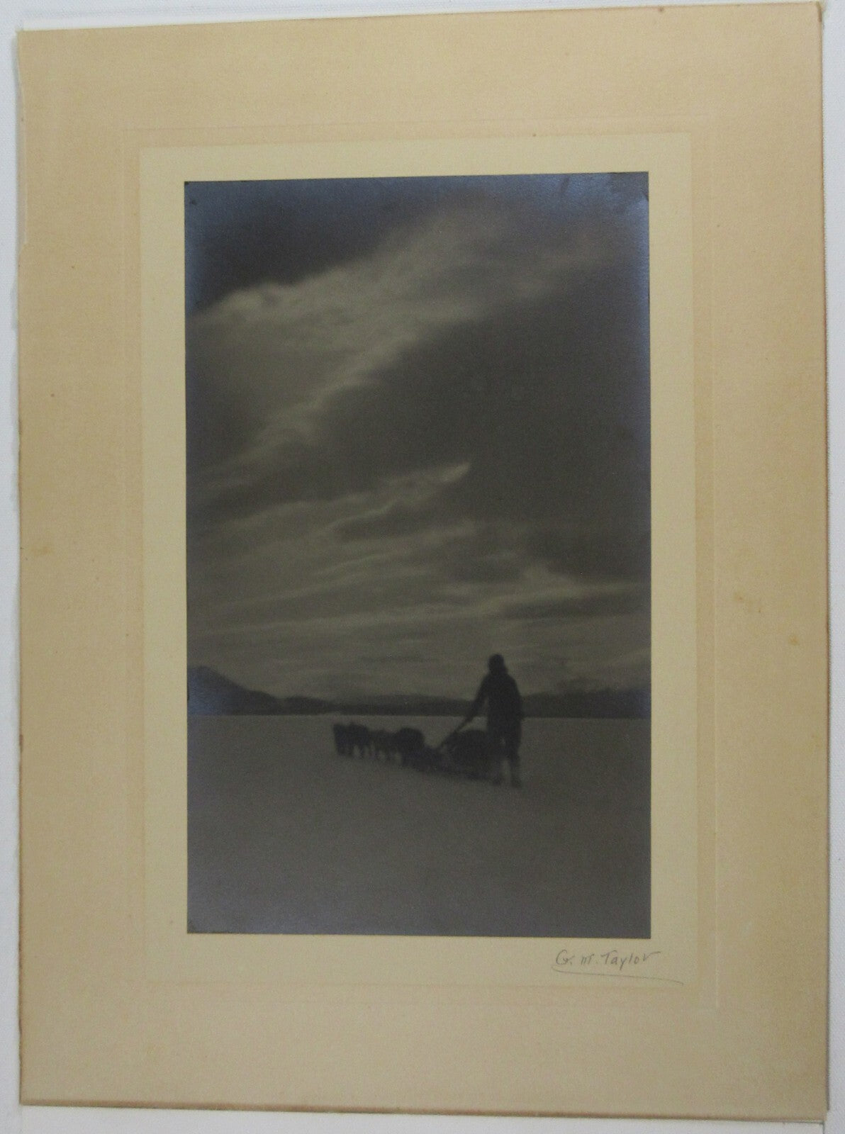 DOG SLED/MUSHING TEAM. PICTORIALIST STYLE SILVER PRINT BY G.M.TAYLOR. 10.5X6.25